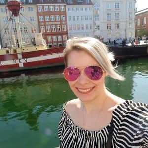 Meet your Posher, Jen